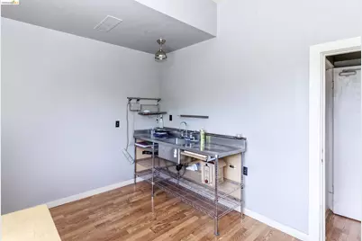 2944 Webster St, Oakland, CA 94609 - Photo 9