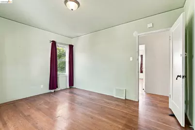 3000 Morcom Ave, Oakland, CA 94619 - Photo 31