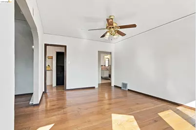 3000 Morcom Ave, Oakland, CA 94619 - Photo 25