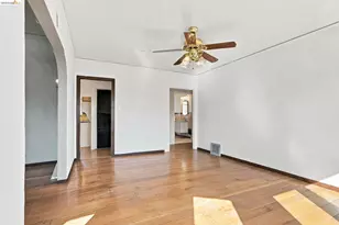 3000 Morcom Ave, Oakland, CA 94619 - Photo 25