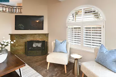122 Cleaveland Rd #6, Pleasant Hill, CA 94523 - Photo 25