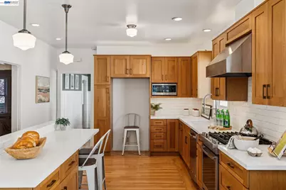 542 Chetwood St, Oakland, CA 94610 - Photo 29