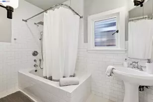 542 Chetwood St, Oakland, CA 94610 - Photo 43