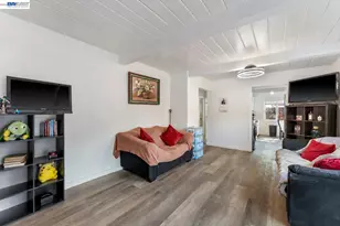 2243 Linden St, Livermore, CA 94551 - Photo 31