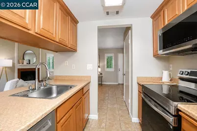 828 Camelback Place, Pleasant Hill, CA 94523 - Photo 9