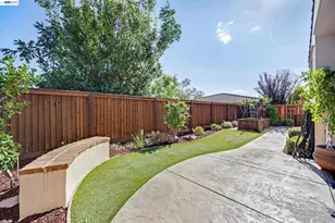 1930 Barbaresco Ln, Brentwood, CA 94513 - Photo 29
