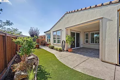 1930 Barbaresco Ln, Brentwood, CA 94513 - Photo 25
