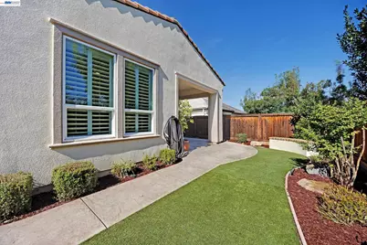 1930 Barbaresco Ln, Brentwood, CA 94513 - Photo 27