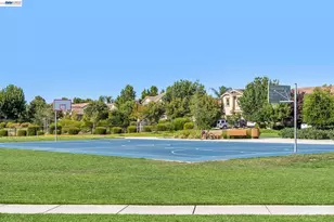 209 Brush Creek Dr, Brentwood, CA 94513 - Photo 75