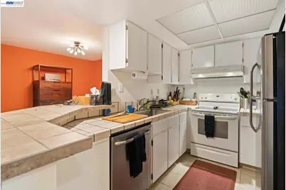 1089 Wesley Ct #8, Walnut Creek, CA 94597 - Photo 7