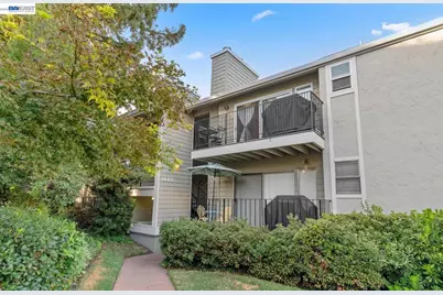 1089 Wesley Ct #8, Walnut Creek, CA 94597 - Photo 1