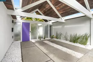 8021 Shay Dr, Oakland, CA 94605 - Photo 3