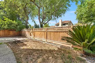 4887 Kimberley Common, Livermore, CA 94550 - Photo 29