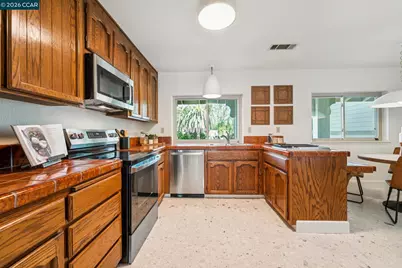41 Burnham Ct, Pleasant Hill, CA 94523 - Photo 15