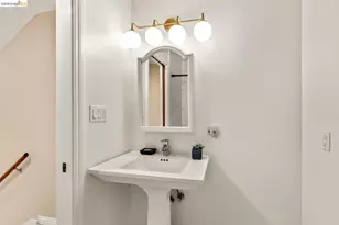 6909 Exeter Dr, Oakland, CA 94611 - Photo 35