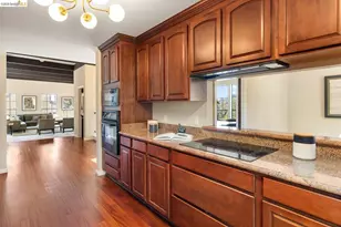 6909 Exeter Dr, Oakland, CA 94611 - Photo 9