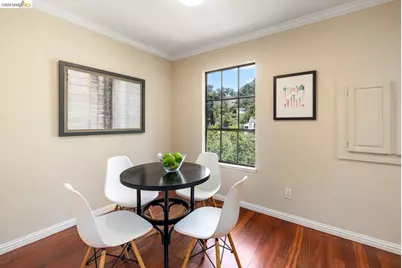 6909 Exeter Dr, Oakland, CA 94611 - Photo 9