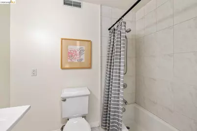 6909 Exeter Dr, Oakland, CA 94611 - Photo 33