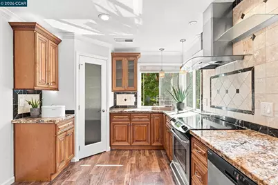 3462 Rossmoor Pkwy #1, Walnut Creek, CA 94595 - Photo 11
