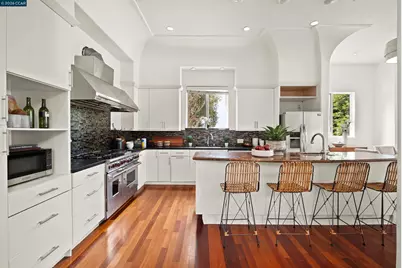 698 Via Rialto, Oakland, CA 94619 - Photo 7