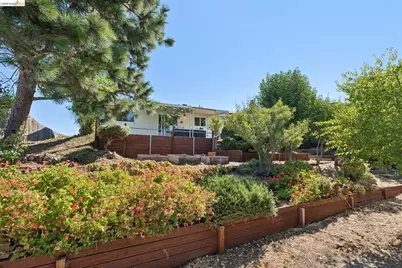123 Coleridge Drive, Vallejo, CA 94591 - Photo 13