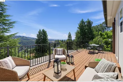 7026 Devon Way, Berkeley, CA 94705 - Photo 9