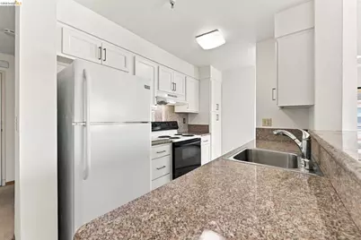 39206 Guardino Dr #302, Fremont, CA 94538 - Photo 7