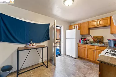 9833 Walnut St, Oakland, CA 94603 - Photo 23