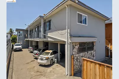 9833 Walnut St, Oakland, CA 94603 - Photo 3