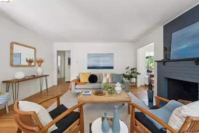 200 Fairlawn Dr, Berkeley, CA 94708 - Photo 13