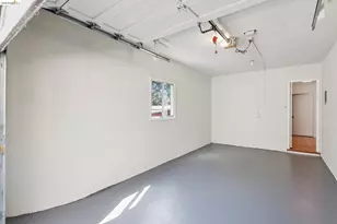 200 Fairlawn Dr, Berkeley, CA 94708 - Photo 55