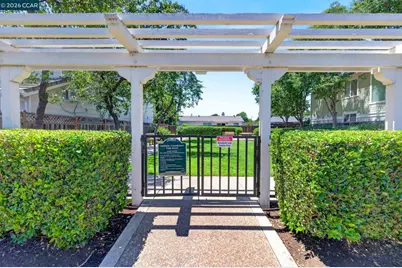 1311 Tapestry Ln, Concord, CA 94520 - Photo 49