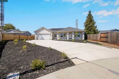 2102 Paige Ct, Pittsburg, CA 94565 - Photo 1