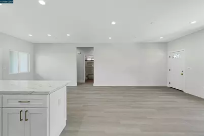2102 Paige Ct, Pittsburg, CA 94565 - Photo 19