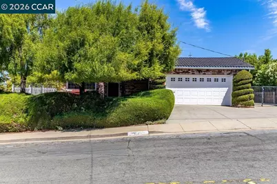 75 Welle Rd, Crockett, CA 94525 - Photo 1