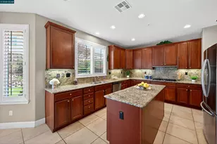 6 Tullach Pl, Hayward, CA 94542 - Photo 21