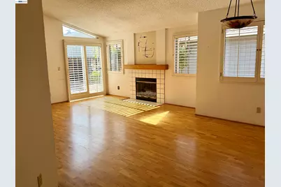 2061 Eilene Dr, Pleasanton, CA 94588 - Photo 27