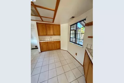 2061 Eilene Dr, Pleasanton, CA 94588 - Photo 15