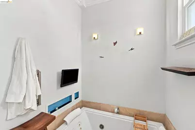 70 7th St, Tracy, CA 95376 - Photo 29