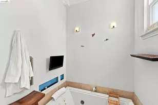 70 7th St, Tracy, CA 95376 - Photo 29