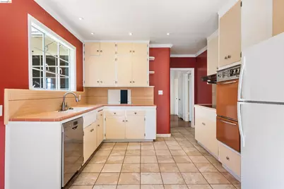 5134 Masonic, Oakland, CA 94618 - Photo 27