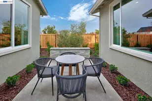1288 Parkcrest Cir, Manteca, CA 95336 - Photo 75