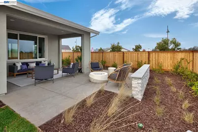 1288 Parkcrest Circle, Manteca, CA 95336 - Photo 89
