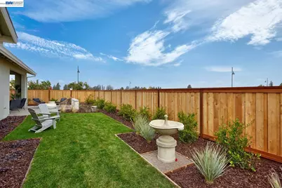 1288 Parkcrest Circle, Manteca, CA 95336 - Photo 93