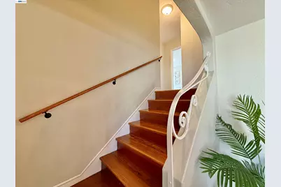 272 Lorraine Blvd, San Leandro, CA 94577 - Photo 27