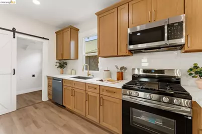 444 Wilson St, Napa, CA 94559 - Photo 11