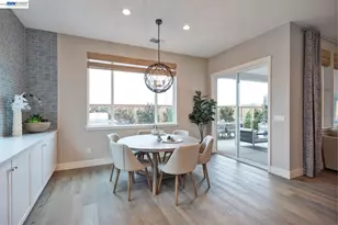 1276 Parkcrest Cir, Manteca, CA 95336 - Photo 23