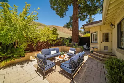 951 Redwood Dr, Danville, CA 94506 - Photo 57