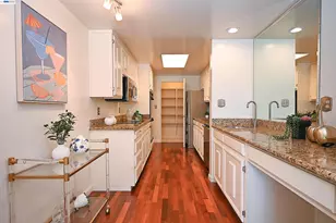 30 Mounds Rd, San Mateo, CA 94402 - Photo 5