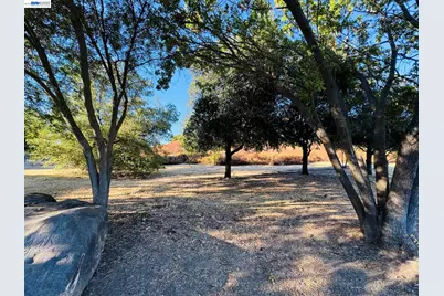 2600 Yorkshire Dr, Antioch, CA 94531 - Photo 89